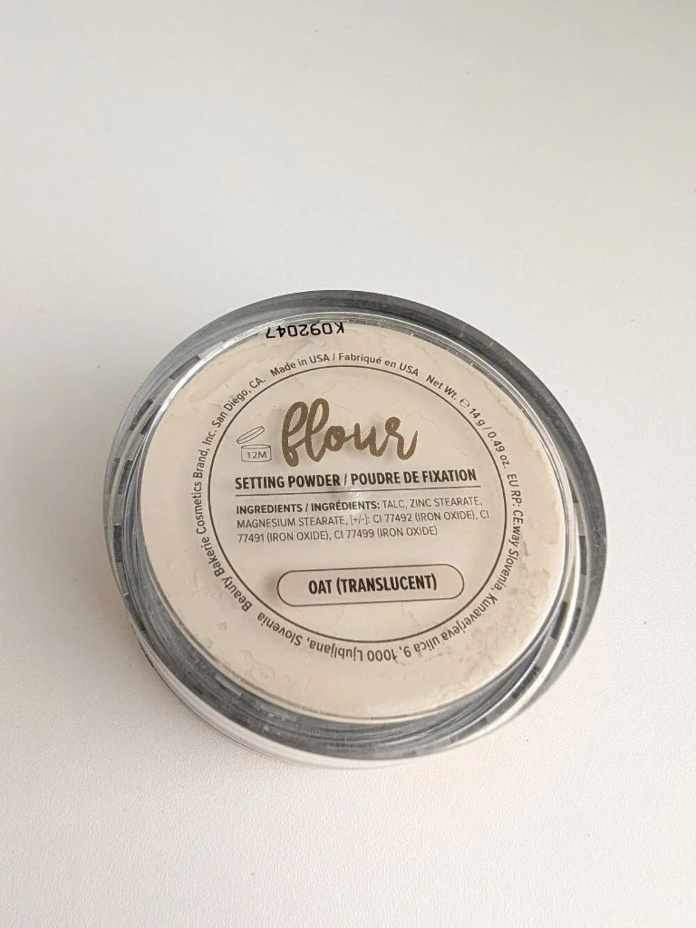Beauty Bakerie Oat (Translucent) Flour Setting Powder Full Size Sealed New
